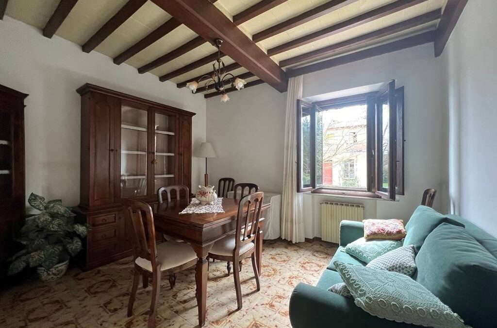 ANCAIANO CON GIARDINO E RUSTICO CON CAMINO